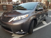 2016 Toyota Sienna XLE Premium 8-Passeng